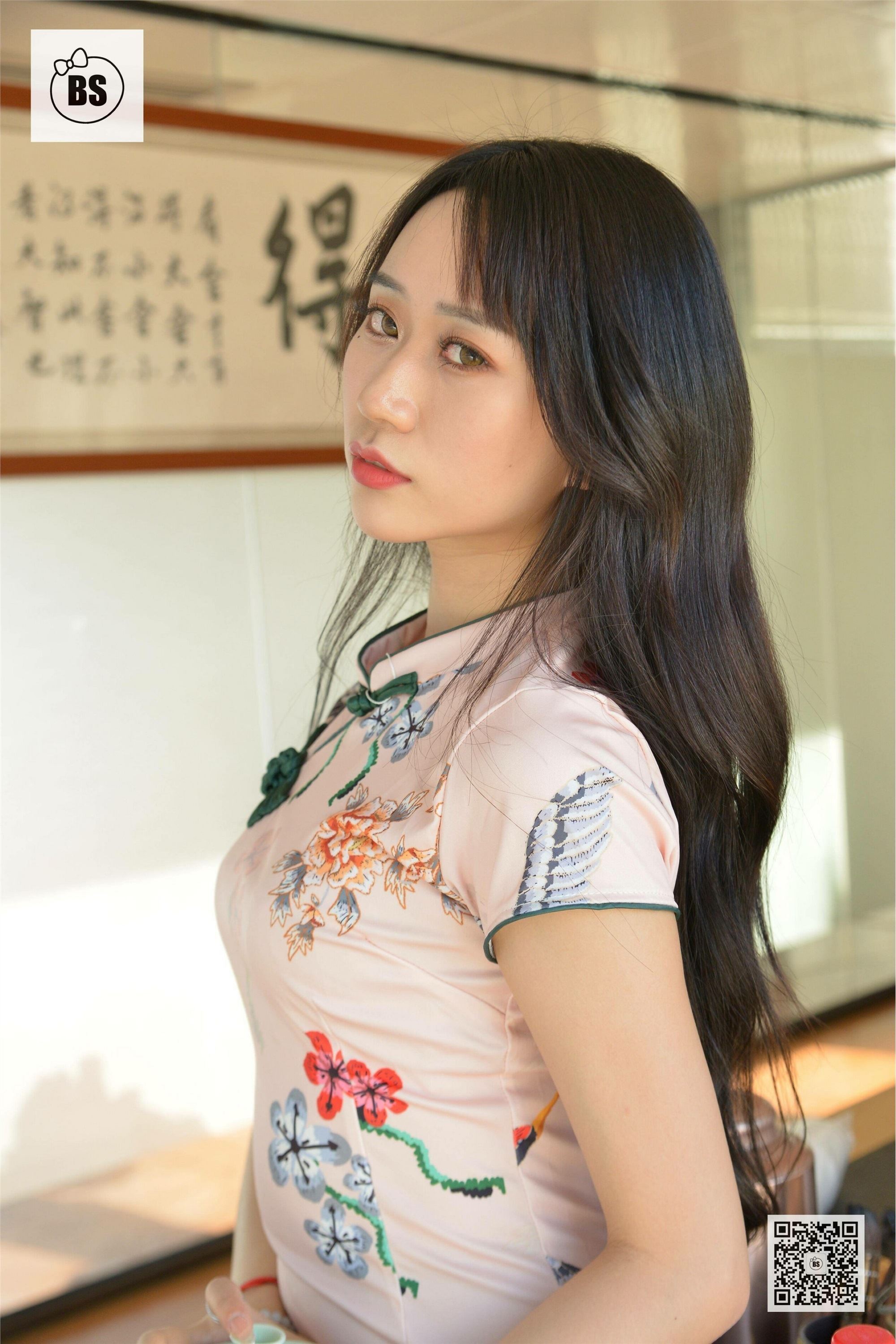 我丝你想 MX014 美西 新来的女助理4